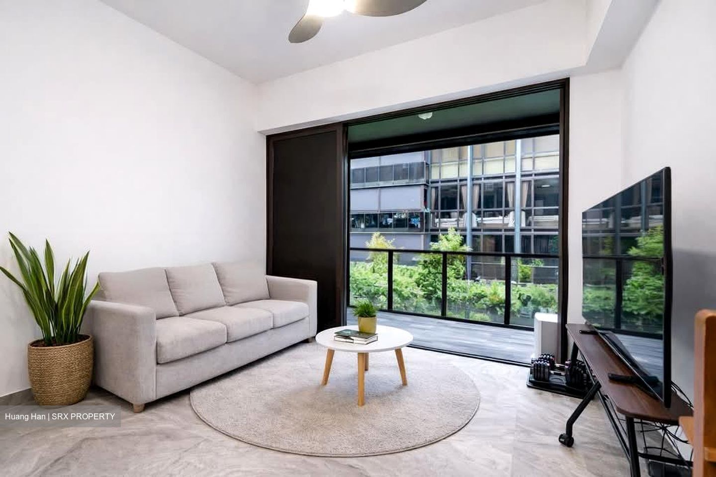 The Commodore (D27), Condominium #552360631